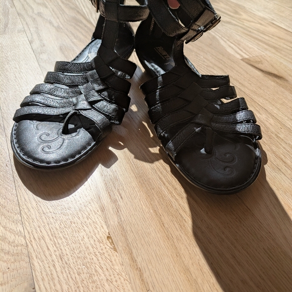 Born gladiator sandals size 9 black - Picture 2 of 9